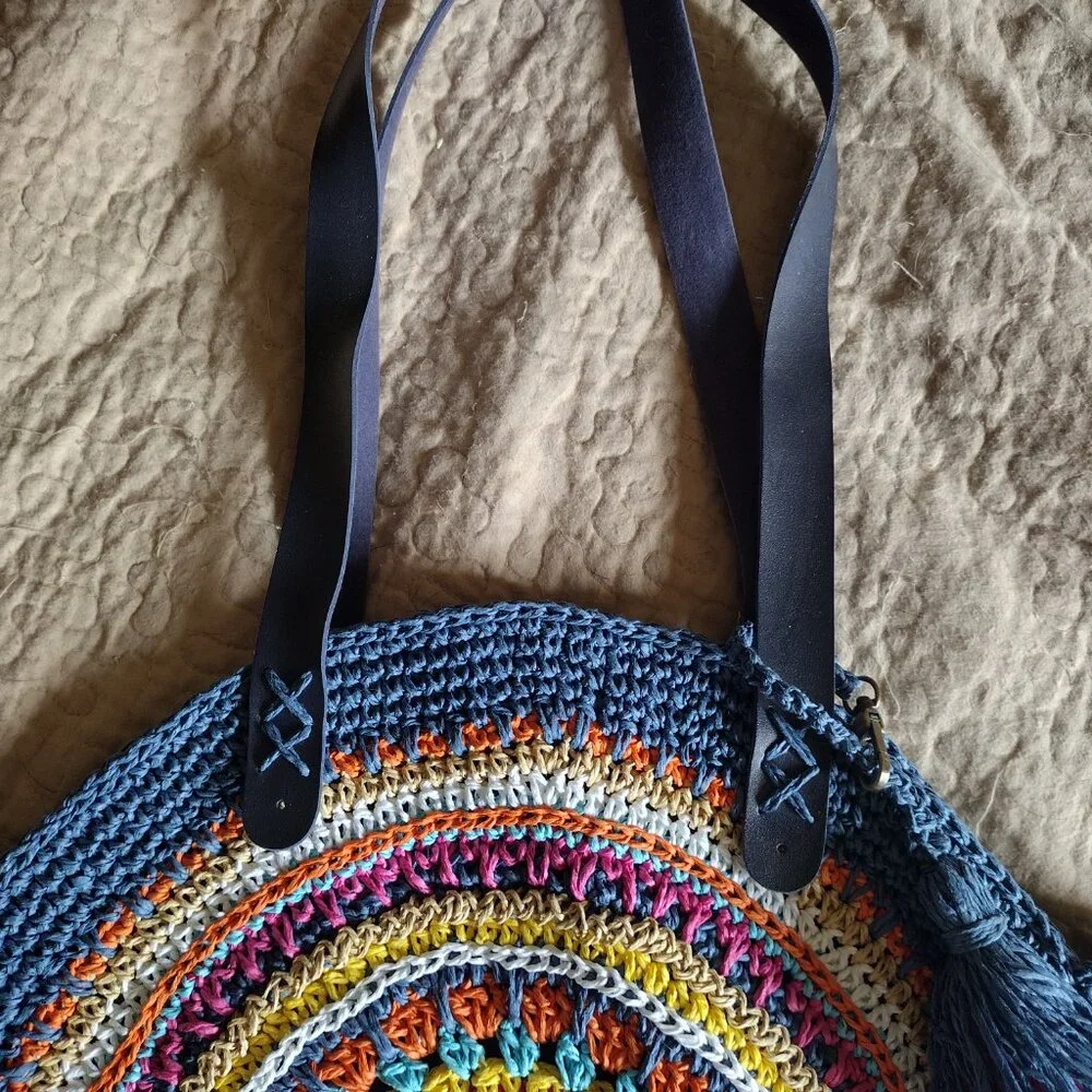 Handbag - Picture 4 of 5